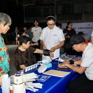 志愿服务走进社区0927