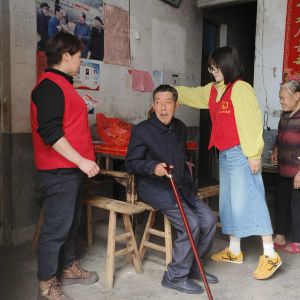 失独老人4月