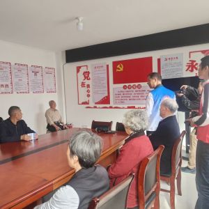 10.29东门社区活动中心志愿活动进社区