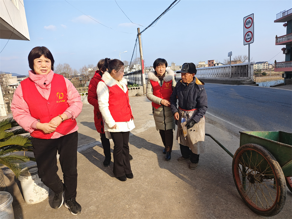 1月走访走访横街失独老人吴旺国 (2).jpg