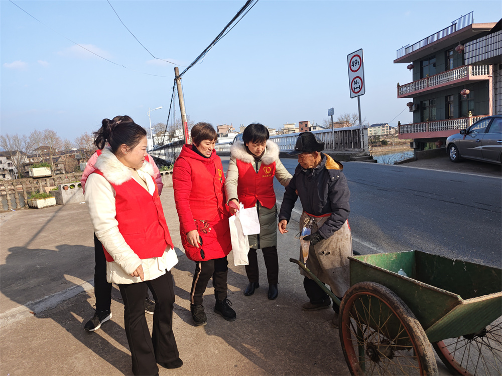 1月走访走访横街失独老人吴旺国 (3).jpg