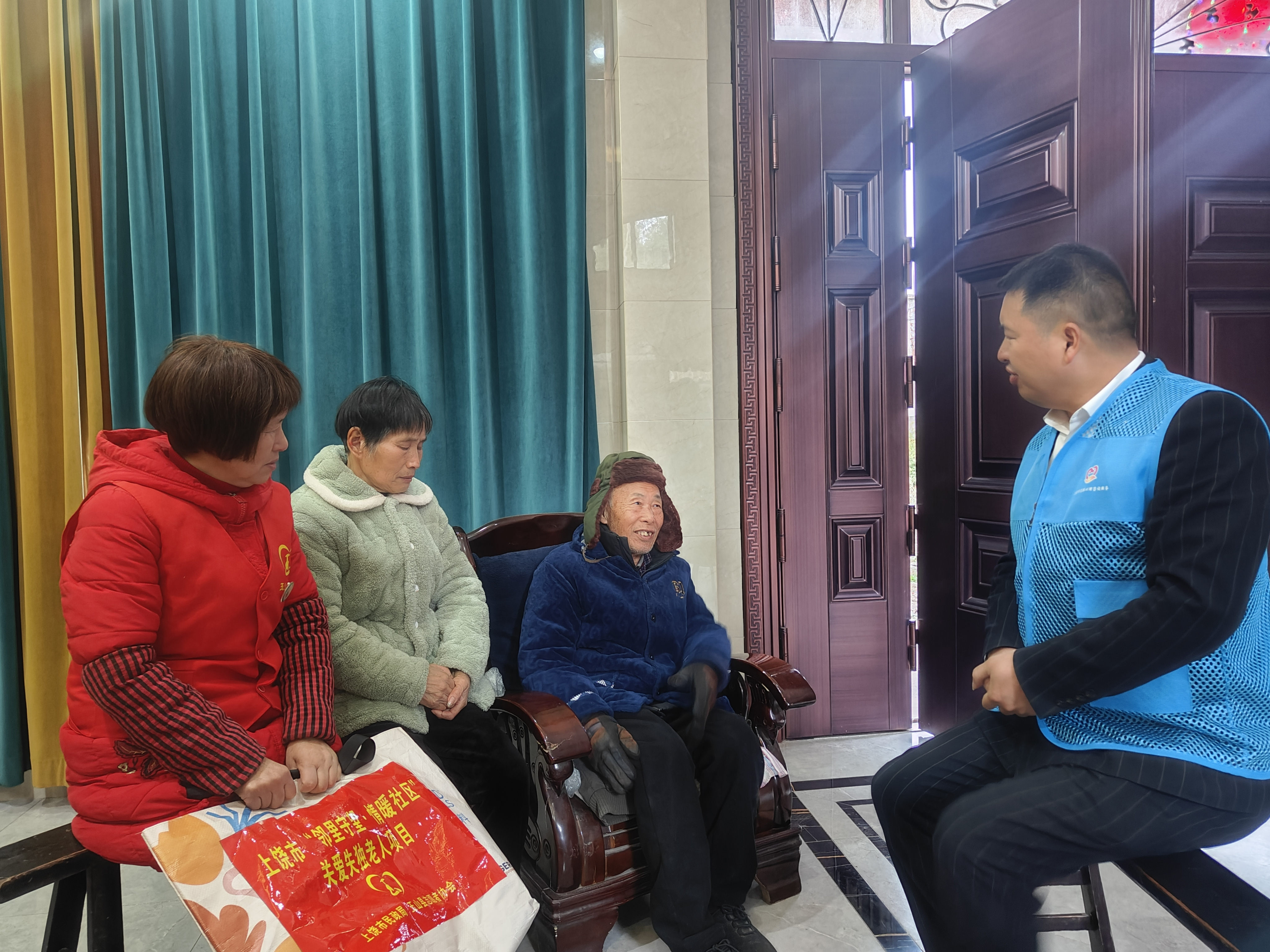 陈银枝.jpg