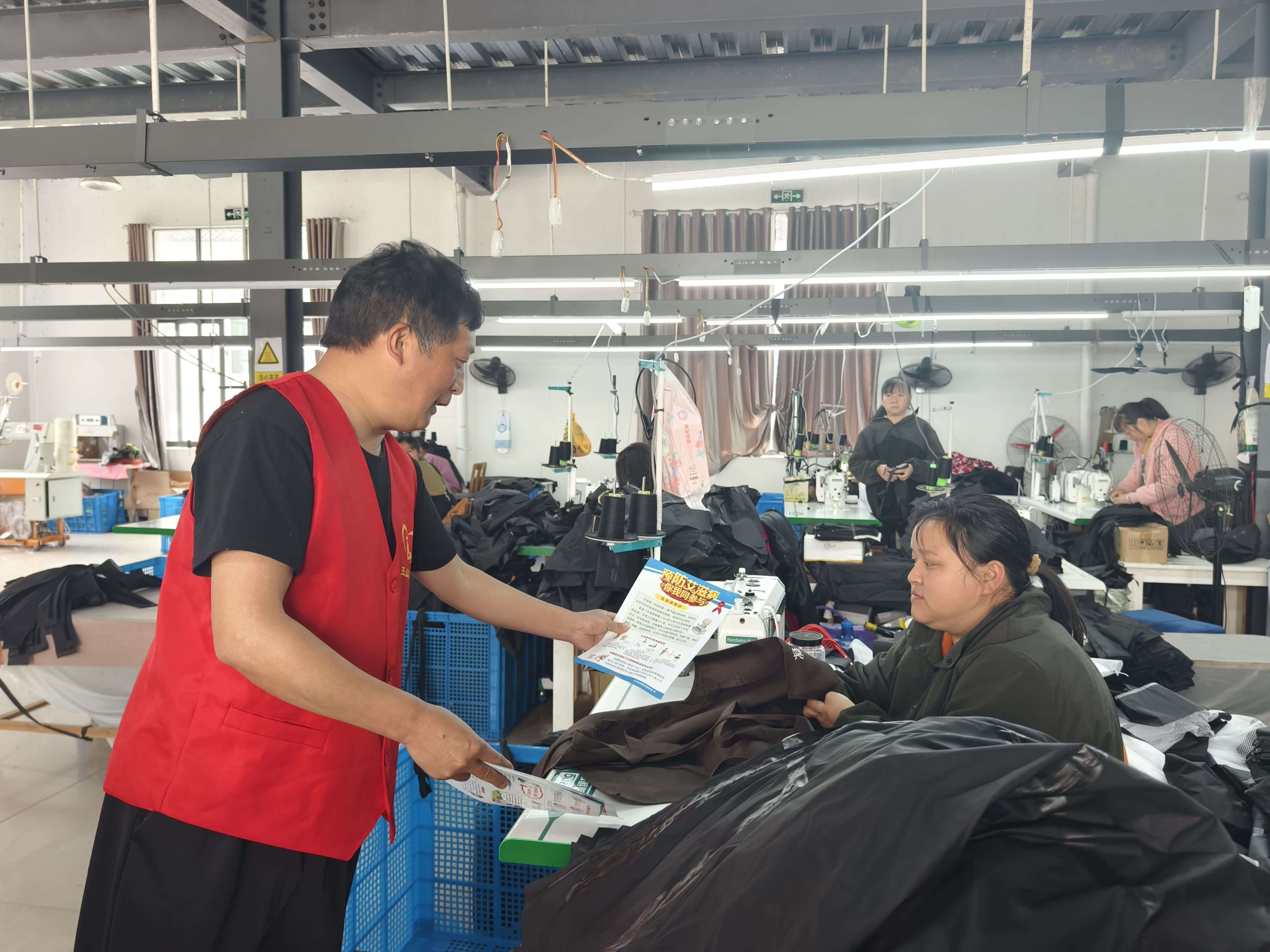 dbfd1686cc71e49fb82ce8cd198f975.jpg