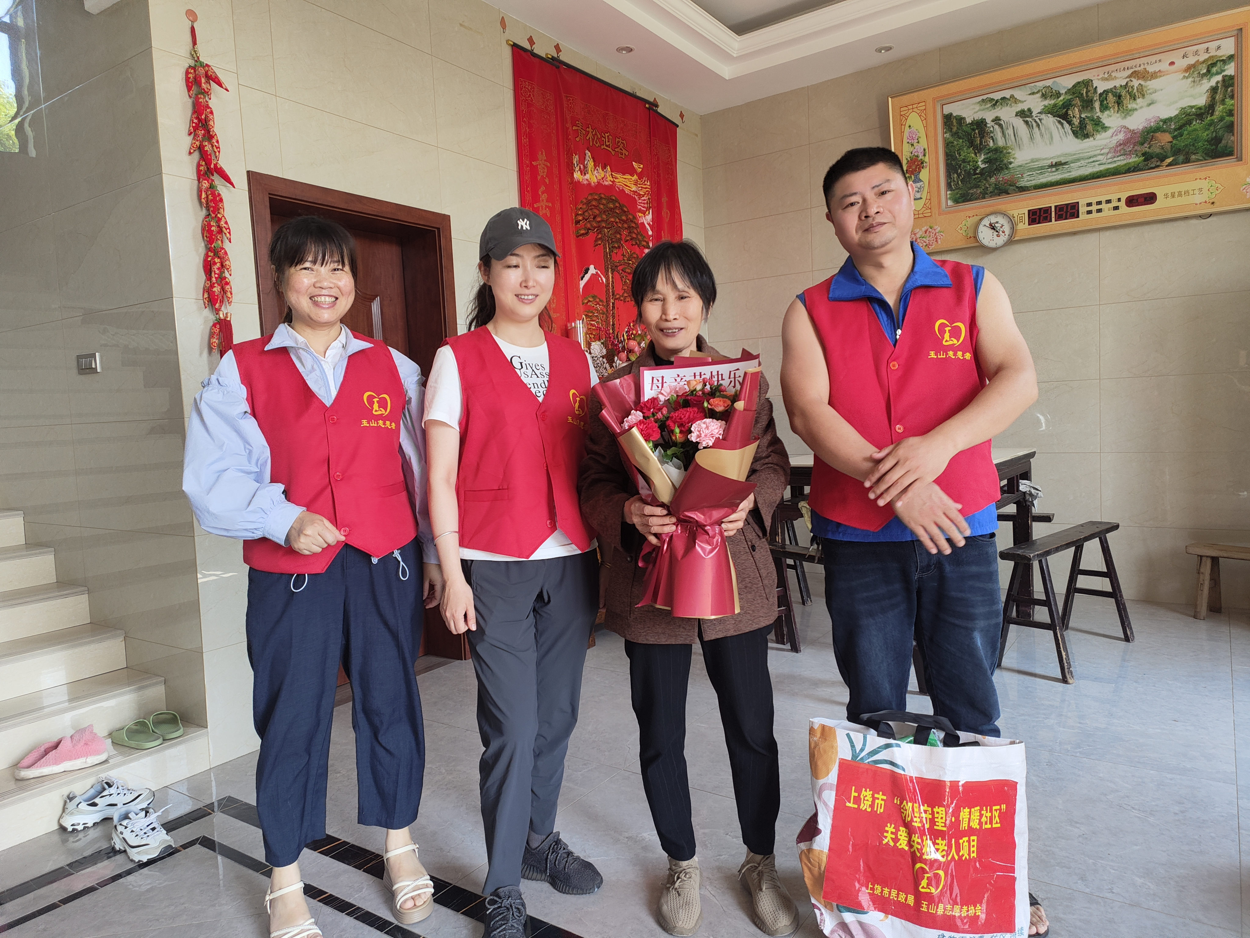 陈银枝.jpg